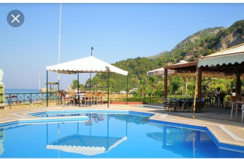 Ammos Beach House Glifada Esterno foto
